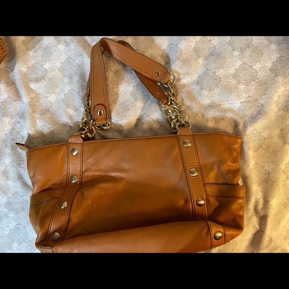 Michael Kors Tan Leather bag - Picture 2 of 5